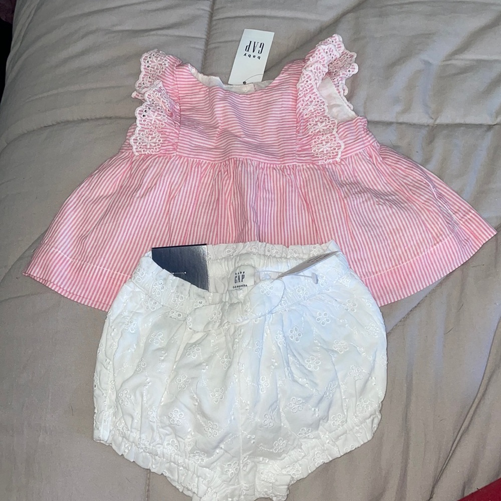 Baby white and pink set